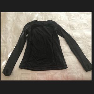 Lululemon black long sleeve active top
